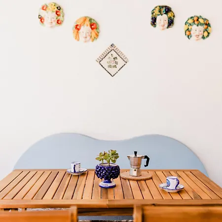 Bed and breakfast Lauricella 3*