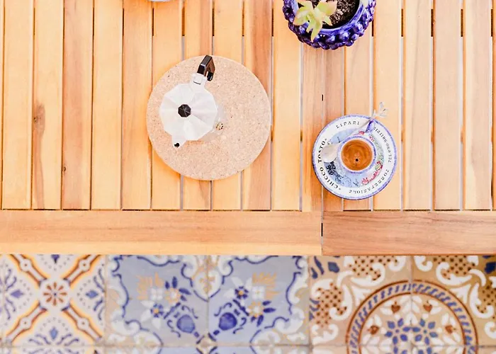 לינה וארוחת בוקר Lauricella ליפארי