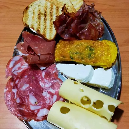 Lauricella B&B 리파리