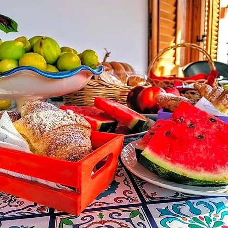 Bed & Breakfast Lauricella 3*
