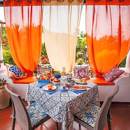 Bed & Breakfast Lauricella 3*